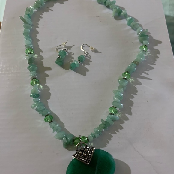 Set of earrings and necklace - Picture 3 of 6